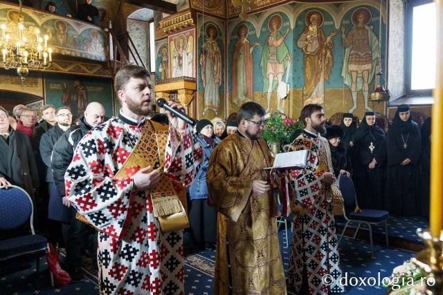 Prăznuirea Sfinților Sfinții Atanasie și Chiril la Mănăstirea Copou