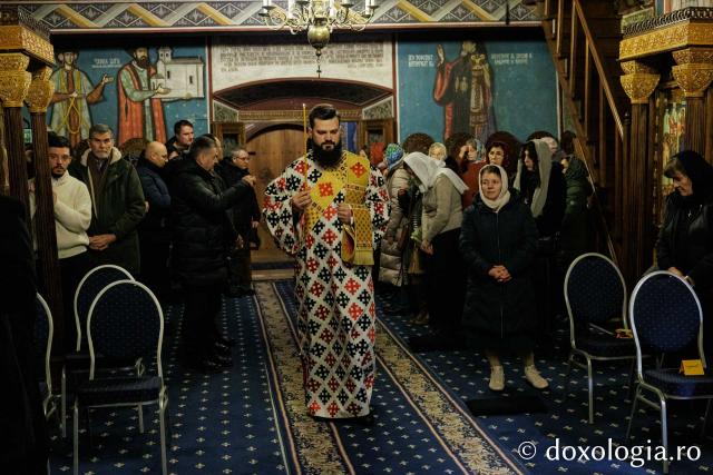 Prăznuirea Sfinților Sfinții Atanasie și Chiril la Mănăstirea Copou