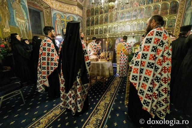 Prăznuirea Sfinților Sfinții Atanasie și Chiril la Mănăstirea Copou