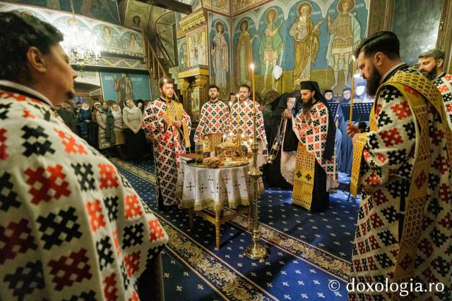 Prăznuirea Sfinților Sfinții Atanasie și Chiril la Mănăstirea Copou