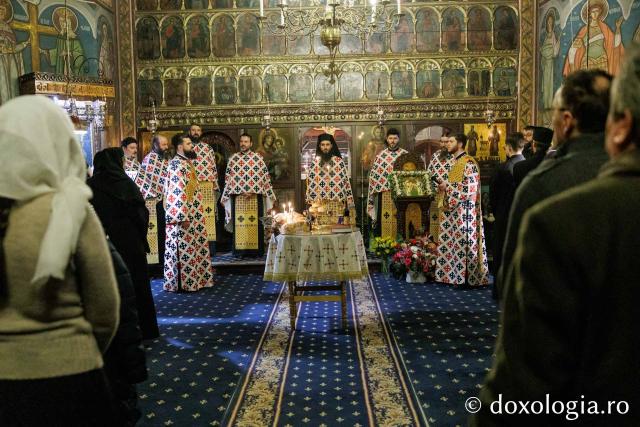 Prăznuirea Sfinților Sfinții Atanasie și Chiril la Mănăstirea Copou