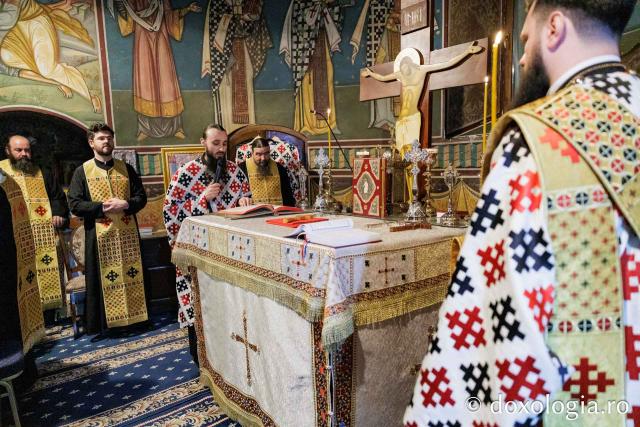 Prăznuirea Sfinților Sfinții Atanasie și Chiril la Mănăstirea Copou