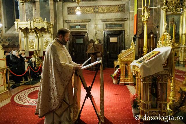 (Foto) Hramul Sfântului Ierarh Iosif cel Milostiv la Catedrala Mitropolitană din Iași