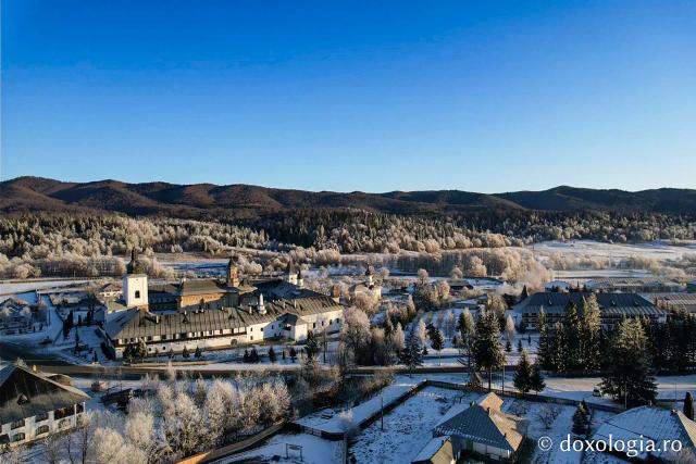 (Foto) Mănăstirea Neamț – imagini aeriene de iarnă