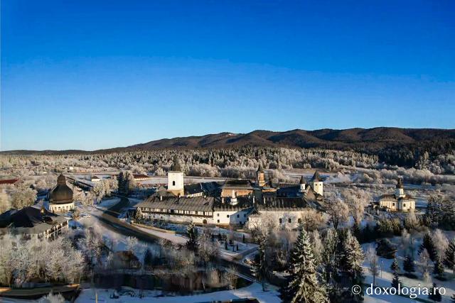 (Foto) Mănăstirea Neamț – imagini aeriene de iarnă