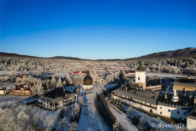 (Foto) Mănăstirea Neamț – imagini aeriene de iarnă