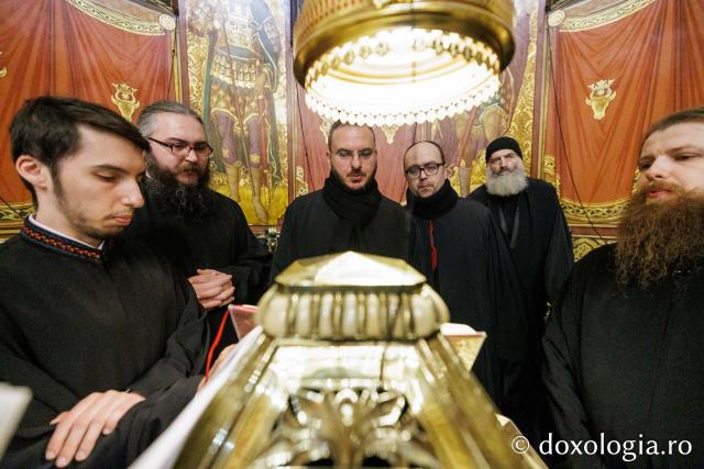 Priveghere la hramul Mănăstirii Sfinții Trei Ierarhi din Iași