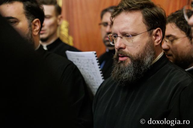 Priveghere la hramul Mănăstirii Sfinții Trei Ierarhi din Iași