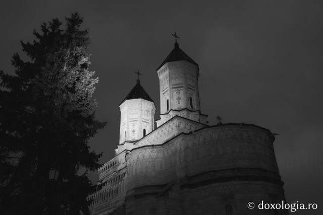 Canonul cel Mare la Mănăstirea Sfinții Trei Ierarhi din Iași