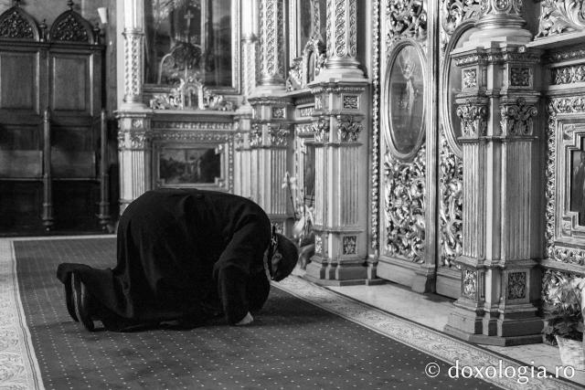 Prima Liturghie a Darurilor înainte sfințite la Catedrala Mitropolitană din Iași