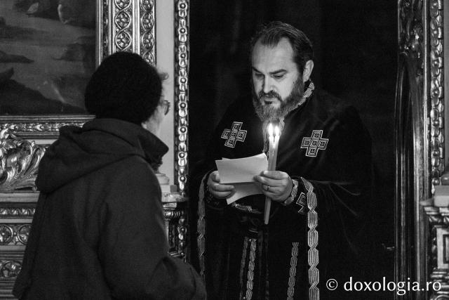 Prima Liturghie a Darurilor înainte sfințite la Catedrala Mitropolitană din Iași