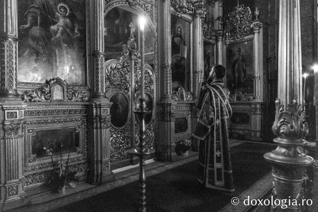 Prima Liturghie a Darurilor înainte sfințite la Catedrala Mitropolitană din Iași