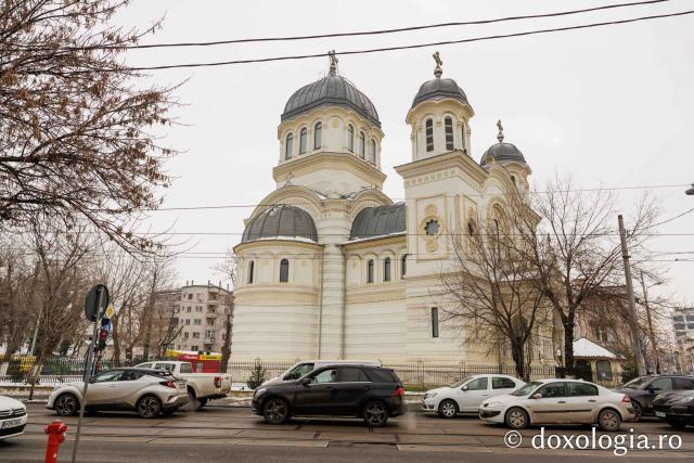 Biserica Vlădica din Prund