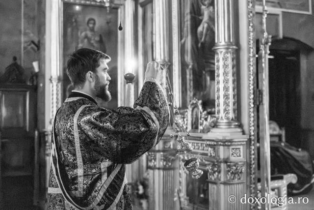 Prima Liturghie a Darurilor înainte sfințite la Catedrala Mitropolitană din Iași