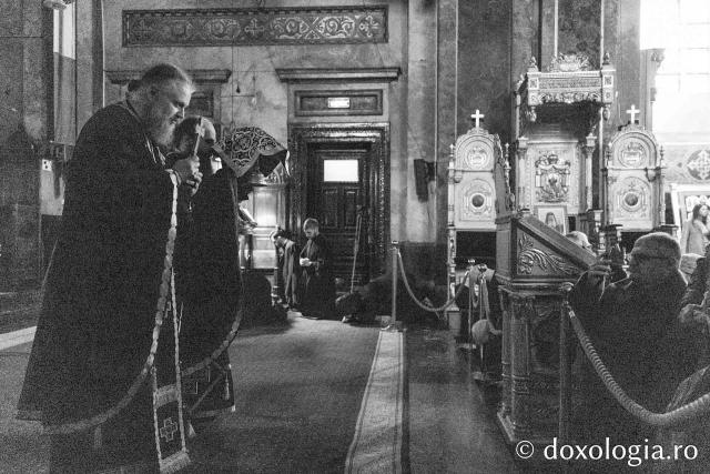 Prima Liturghie a Darurilor înainte sfințite la Catedrala Mitropolitană din Iași