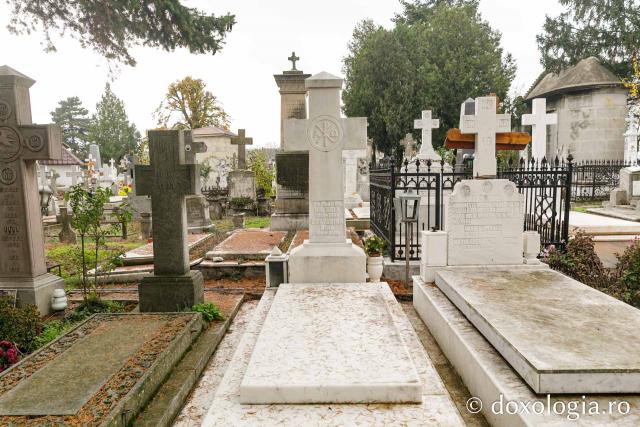 Cimitirul Mănăstirii Cernica