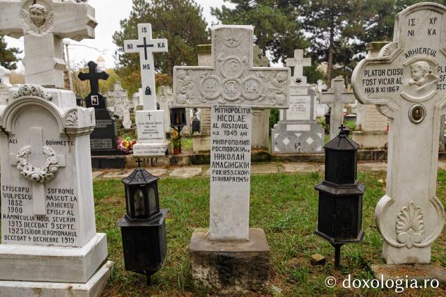 Cimitirul Mănăstirii Cernica