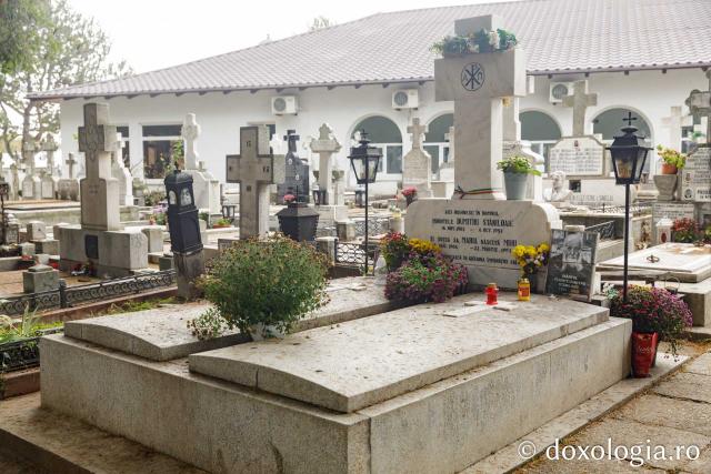 Cimitirul Mănăstirii Cernica