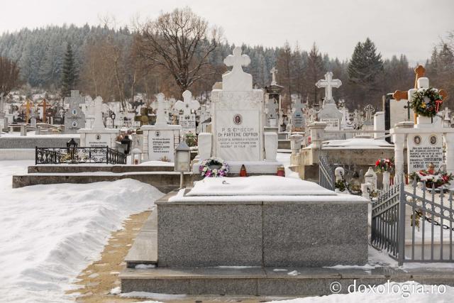Cimitirul Mănăstirii Văratec