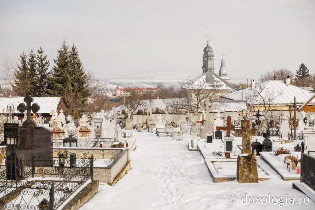 Cimitirul Mănăstirii Văratec