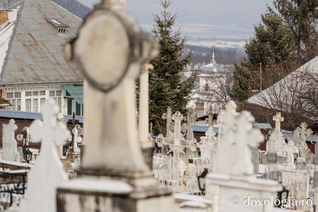 Cimitirul Mănăstirii Văratec