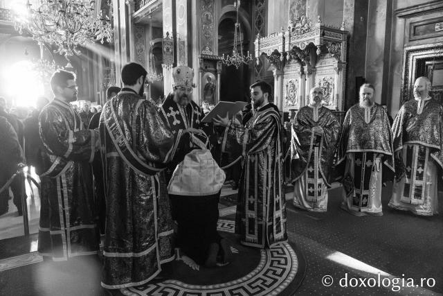 Liturghia Darurilor înainte sfințite la Catedrala Mitropolitană din Iași