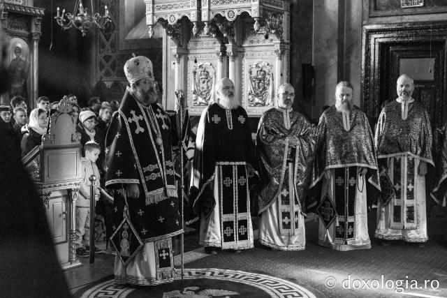 Liturghia Darurilor înainte sfințite la Catedrala Mitropolitană din Iași