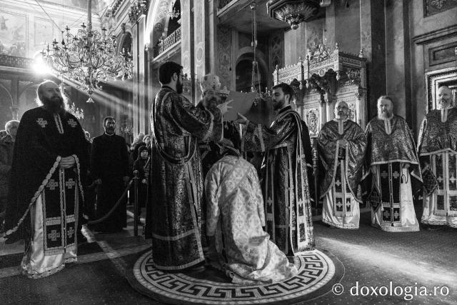 Liturghia Darurilor înainte sfințite la Catedrala Mitropolitană din Iași