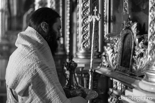 Liturghia Darurilor înainte sfințite la Catedrala Mitropolitană din Iași