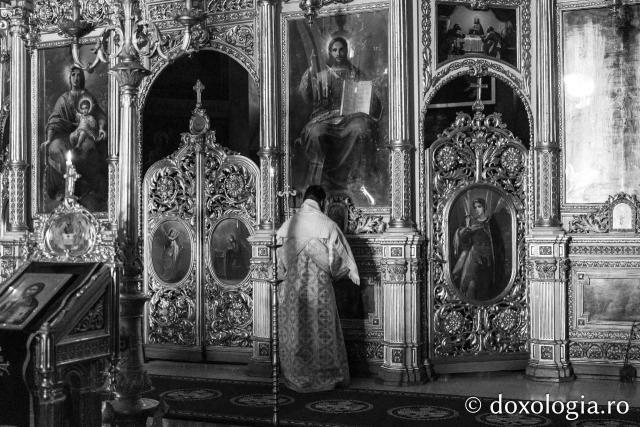 Liturghia Darurilor înainte sfințite la Catedrala Mitropolitană din Iași