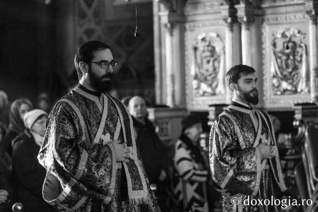 Liturghia Darurilor înainte sfințite la Catedrala Mitropolitană din Iași