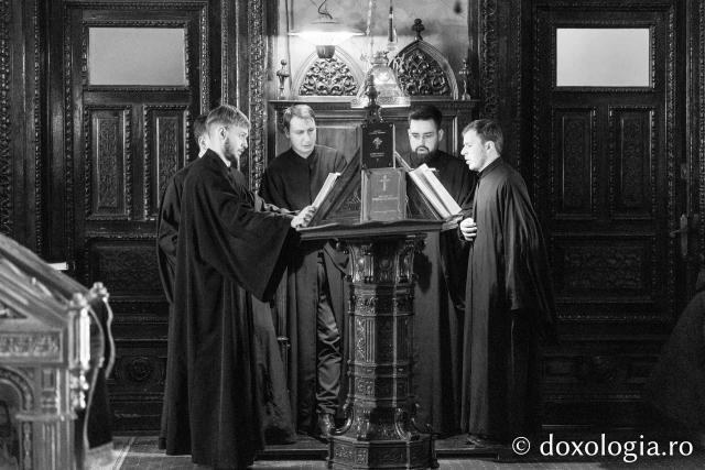 Liturghia Darurilor înainte sfințite la Catedrala Mitropolitană din Iași