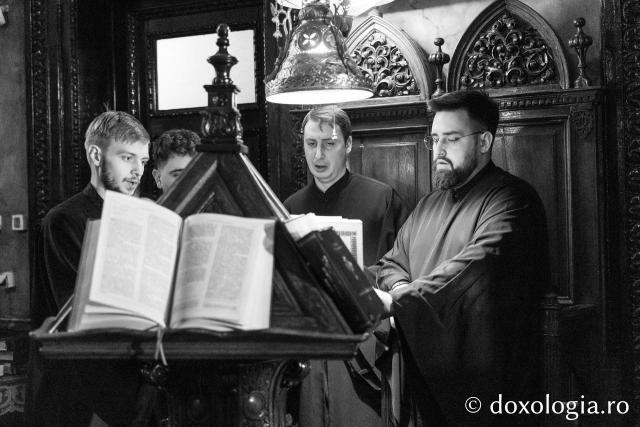 Liturghia Darurilor înainte sfințite la Catedrala Mitropolitană din Iași