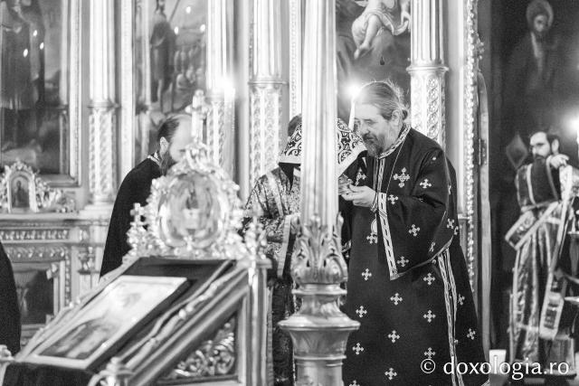 Liturghia Darurilor înainte sfințite la Catedrala Mitropolitană din Iași