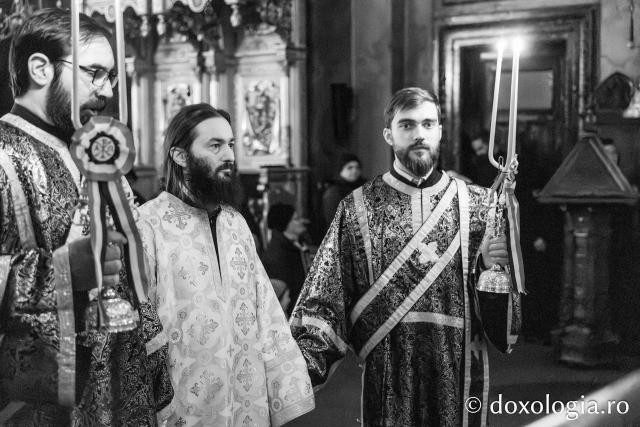 Liturghia Darurilor înainte sfințite la Catedrala Mitropolitană din Iași