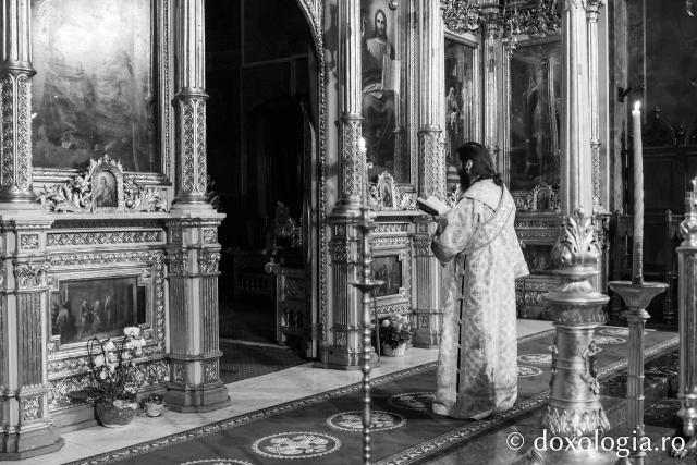 Liturghia Darurilor înainte sfințite la Catedrala Mitropolitană din Iași