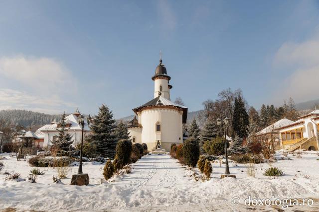 Mănăstirea Văratec