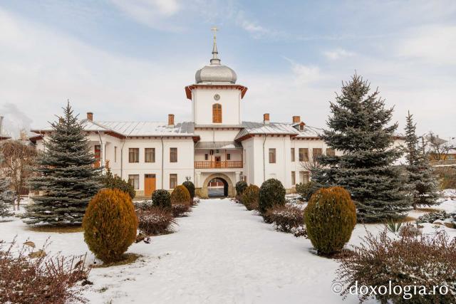 Mănăstirea Văratec