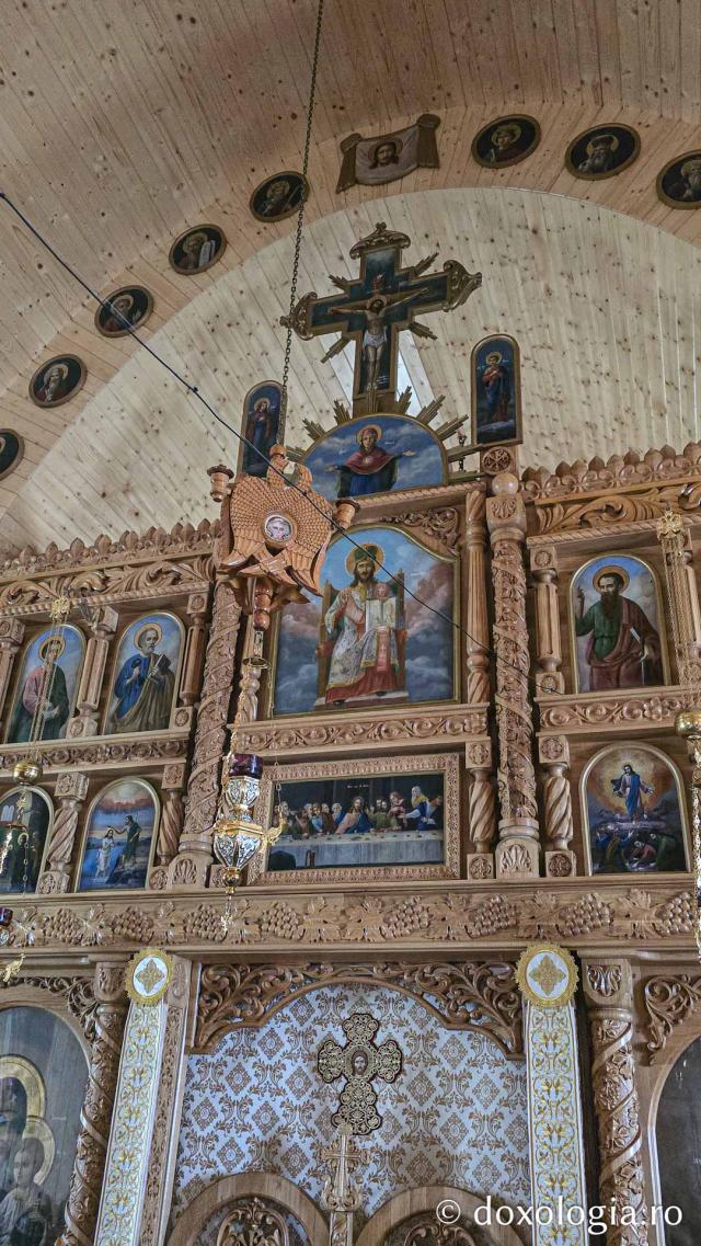 Mănăstirea Lepșa, biserica din lemn, monument istoric