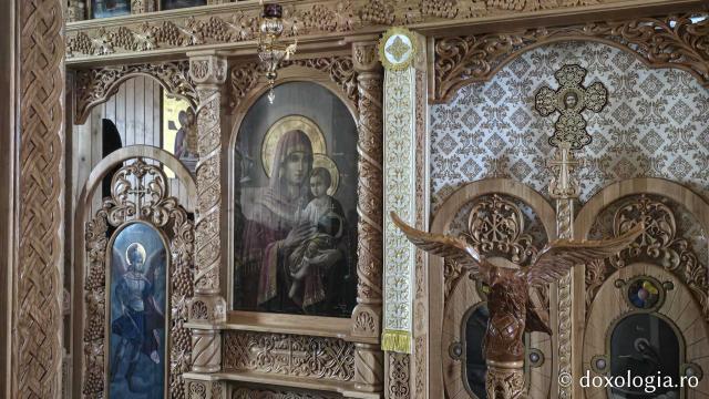 Mănăstirea Lepșa, biserica din lemn, monument istoric