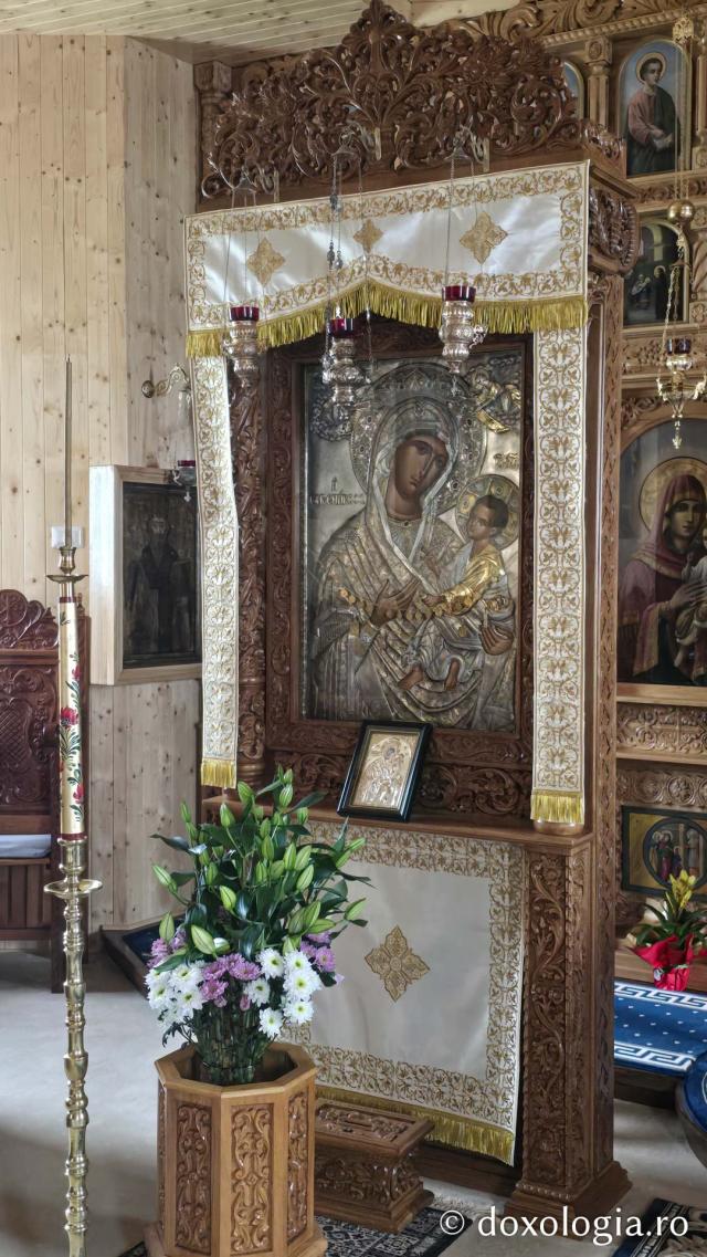Mănăstirea Lepșa, biserica din lemn, monument istoric