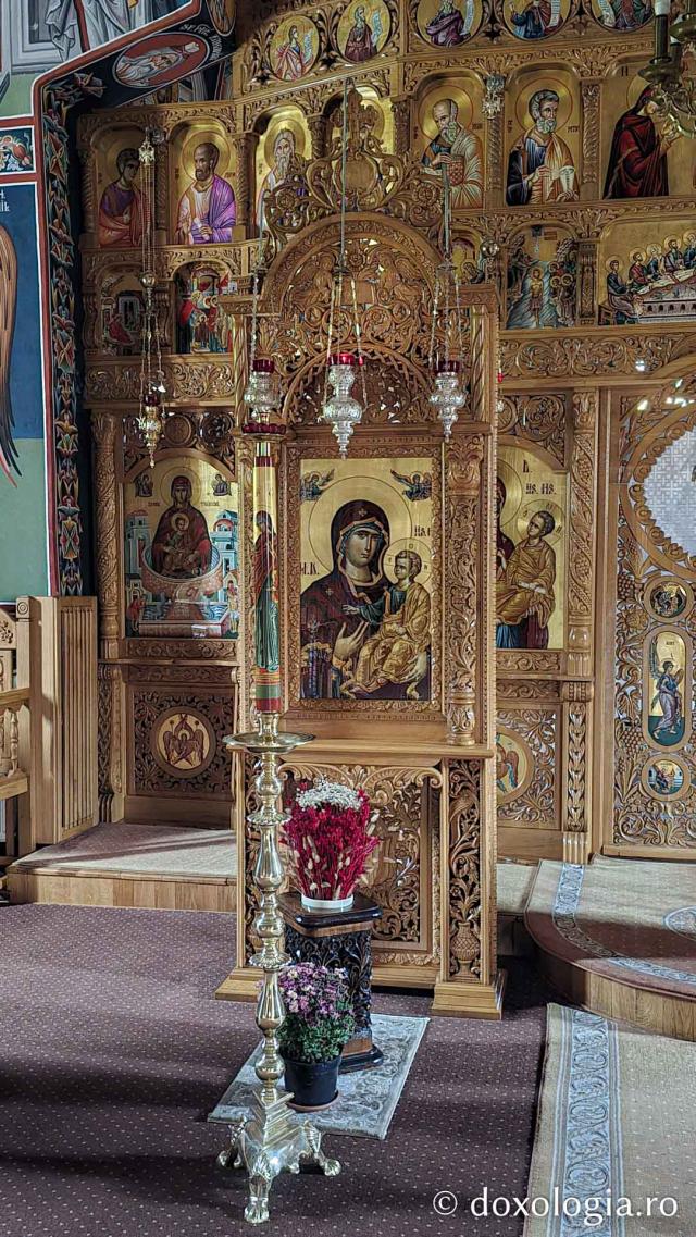 Mănăstirea Lepșa - Biserica cu hramul Izvorul Tămăduirii