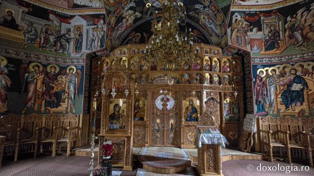 Mănăstirea Lepșa - Biserica cu hramul Izvorul Tămăduirii