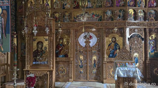 Mănăstirea Lepșa - Biserica cu hramul Izvorul Tămăduirii