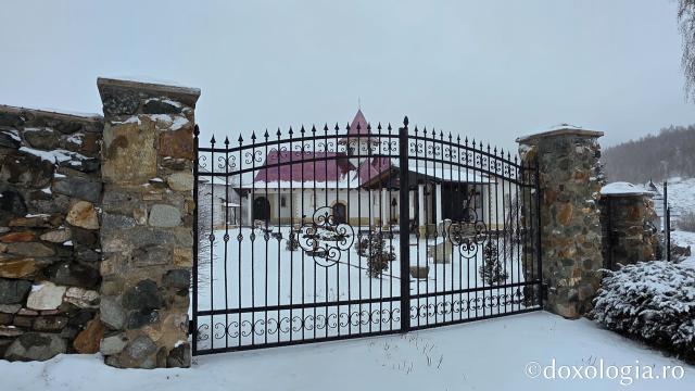 Mănăstirea Muntele Rece