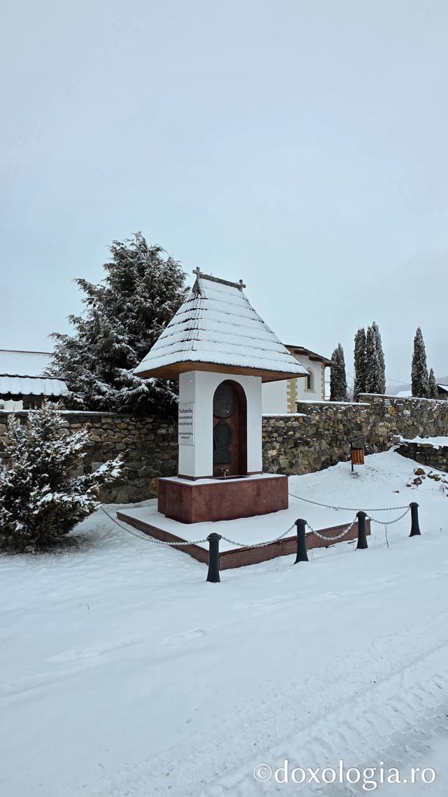 Mănăstirea Muntele Rece