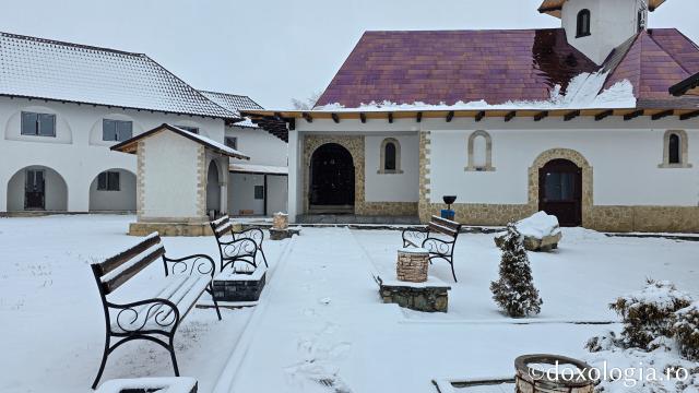 Mănăstirea Muntele Rece