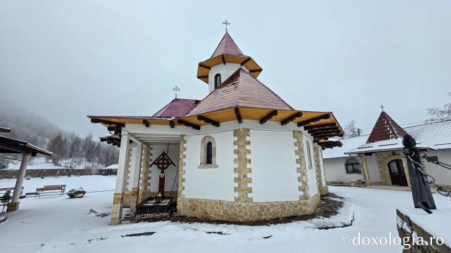 Mănăstirea Muntele Rece