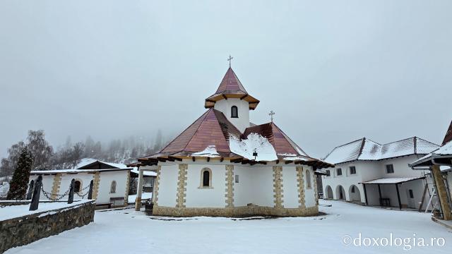 Mănăstirea Muntele Rece