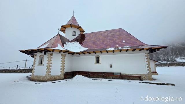 Mănăstirea Muntele Rece